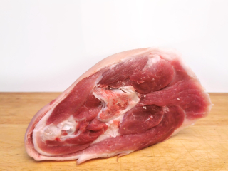 Vepřové koleno 100 g